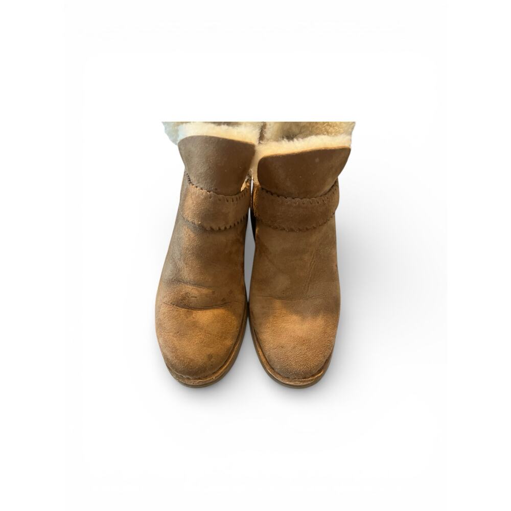 Ugg McKay shearling ankle boot women’s sz 9